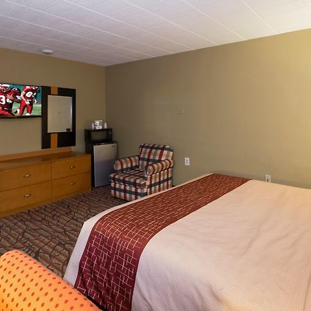 Red Roof Inn Baltimore Northwest Exterior foto